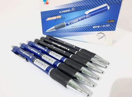 Bút Bi Thiên Long 036 nét 0.7mm