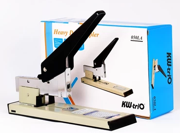 Dập ghim đại KW50LA (240 tờ)