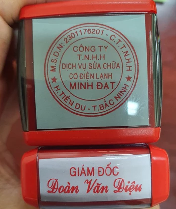 Khắc con dấu tròn công ty